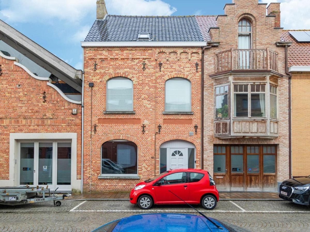 Elegant Holiday Home in Nieuwpoort near Beach Buitenkant foto